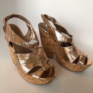 BCBGeneration Rose Gold Edelle Wegde Size 8 1/2